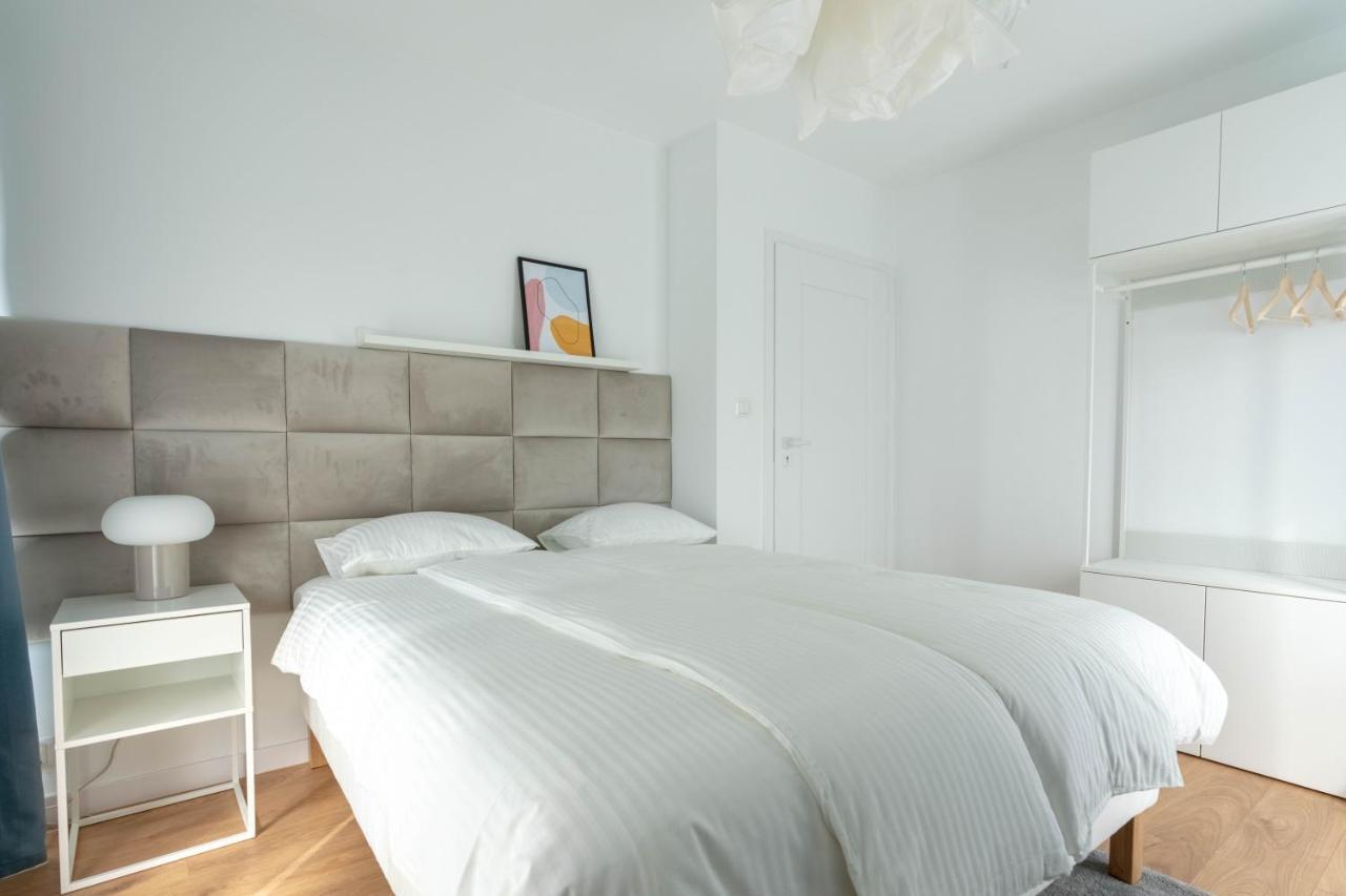 Aparthotel Weissa 7 Krakow Exterior photo
